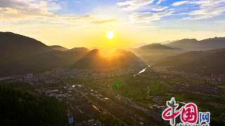 张家界市武陵源区:以平安为钥解锁发展新蓝图