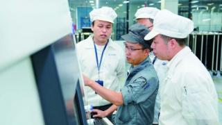 江苏南京:从“实验室”走向“生产线”,助力6000多家科创企业驶上发展“高速路”