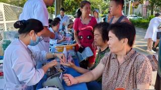 枣庄市市中区垎塔埠街道:中医义诊送健康 防蚊知识记心中