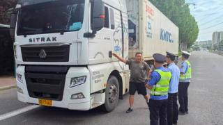 青岛西海岸新区多部门联合开展道路运输秩序执法行动