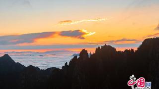 只有一个黄山:云海、日出共绘出动人画卷(图)