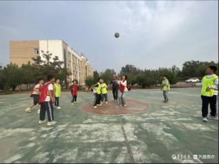 奋勇争先 迎“篮”而上——广平镇麻庄小学成功举办班级篮球赛