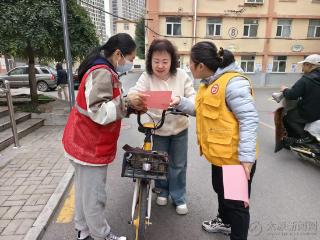 联动宣医保 服务暖民心
