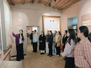 阳信县党外干部内生动力提升班到流坡坞阻击战遗址开展现场教学