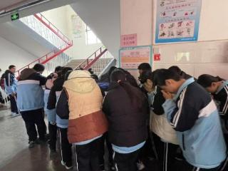 火灾演练,防患未“燃”——莒南县大店镇第二初级中学防火灾逃生演练纪实