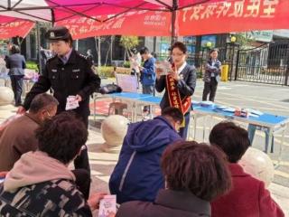 山东移动泰安分公司“心级服务”点亮重阳节 温暖护航银发生活