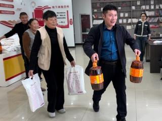 徐家楼街道尚家寨村举办“温情重阳”敬老慰问活动