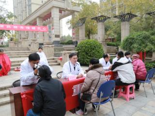 重阳义诊暖民心 孝亲敬老践初心——德州市第七人民医院走进鲁班御景国际小区开展便民服务活动