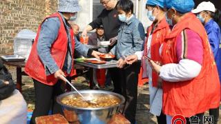 德州市宁津县保店镇:党建“红”燃幸福灶 食堂“暖”护夕阳红