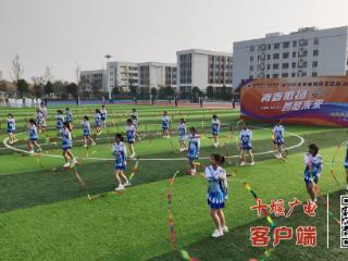 十堰多所学校举行秋季运动会