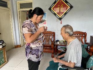 孝心暖乡邻:万家庄村“好媳妇”周娟用行动诠释超越血缘的亲情