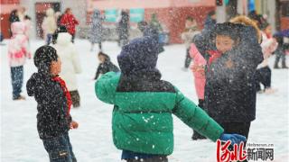 河北张家口:游戏冰雪 欢乐校园