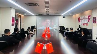 弘扬宪法精神,做尊法守法模范—瑞众保险济南中支开展宪法主题学习活动 - 副本