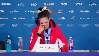 冬奥会 | 夺冠后得知外婆离世 谷爱凌泪洒发布会现场
