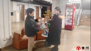 德州天衢新区尚德社区创新开展禁燃禁放工作：烟花爆竹“换”出安全与温情