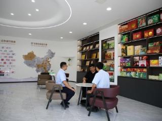 “云端”飘果香 蜜桃“邮”远方——邮储银行金融助力蒙阴水果电商“桃”路记