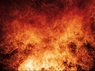 高层火灾该如何逃生！转发周知