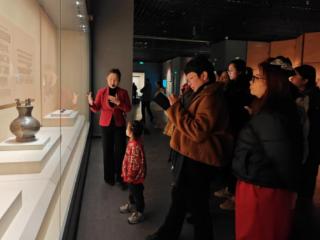 展期3个月 “大汉雄风——汉代王室精品文物展”在新疆巴音郭楞蒙古自治州文博院开展