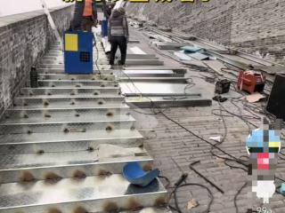 600多年的古城门装不锈钢台阶引争议！河北省文物局回应：将进一步了解