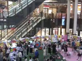 潜力大、活力足，政策“组合拳”护航夯实线下消费根基 让市场更红火