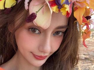 baby彻底放飞自我，看权志龙演唱会遭吐槽，哈韩哈日多年没变过