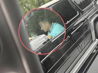 文章新女友身份曝光，外貌酷似李小冉，知情网友称女方去年才离婚