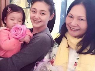 大S儿女颜值曝光，小玥儿脸圆眼睛小，弟弟简直就是汪小菲翻版