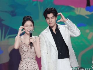 以为陈乔恩保养得够好了，直到看见50岁的陈紫函，和鲍蕾区别太大
