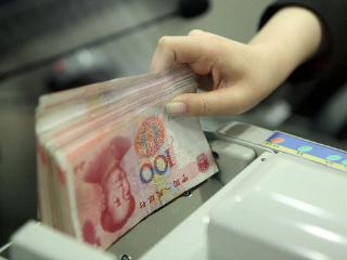 人民币又扩圈，重要邻国送上厚礼，总统说了一句掏心窝子的话