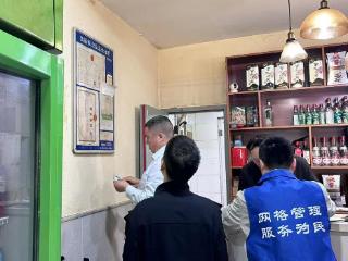 “高考护航”在行动：扎实开展商业街安全大检查