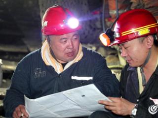 28年扎根煤海！周涛：从“虎劲”矿工到全国劳模的匠心之路