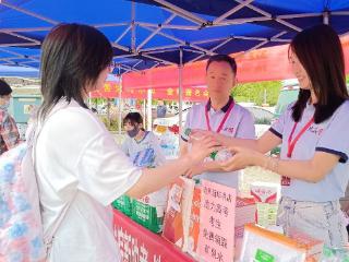 安徽新华书店“皖新助考”贴心守护高考学子
