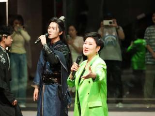 张凯丽任总策划，《江南·十二场欢聚》24名选手亮相