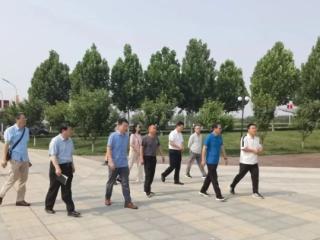 潍坊三县级作协联合举办作家看峡山采风活动