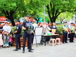 徐州公安：“警”随高考，护梦逐光