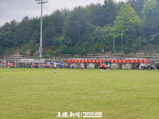 燃爆夏日！都匀足球小镇“超级球友节”开幕