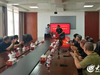 垦利区新华书店与垦利区老年大学签署战略合作 共筑老年朋友精神家园