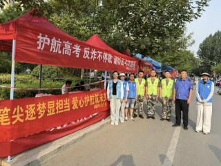 李营街道枫阳社区开展“笔尖逐梦 爱心护航”志愿服务活动