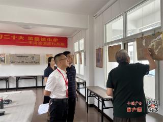 茅箭区人大常委会调研视察区文化馆建设工作