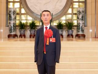 榜样|高青“无臂肥王”李宗强从绝境突围到托起百人梦想