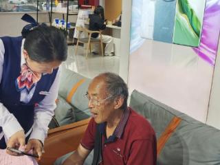 菏泽联通东明分公司安晓丹：银发窗口的温情适老守护者