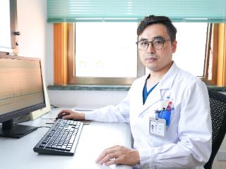 百岁老人体内竟有200多粒结石 烟台毓璜顶医院微创手术破解高龄泌尿难题