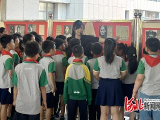 迁安市档案馆开展“红色档案话传承”活动