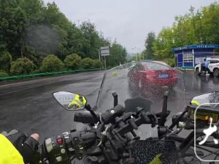 皖南小城祁门受毒蛇伤患者信任，当地公安建立快速响应机制救援