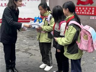 遵义法院“1+3”体系筑牢未成年人保护屏障