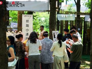 染入丝绸，丝所携新植染系列参加第三届植染大地艺术节暨产业创新大会