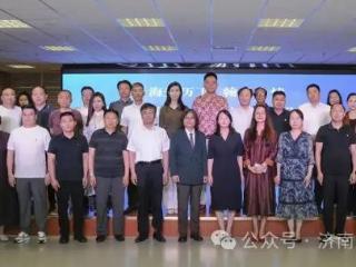 “海聚历下 翰墨乡情”——海外华侨画家书画作品展在历下区文化馆隆重开幕