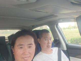 凡人歌·青岛故事丨只要他在，家就完整！她为渐冻症丈夫掌方向盘