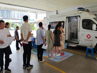 菏泽市牡丹区南苑小学开展“世界献血者日”无偿献血活动