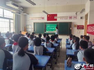 东昌府区文化和旅游局 “行走的博物馆”活动走进东昌府区阳明小学